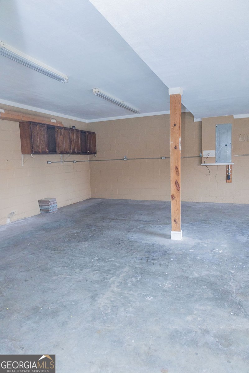 218 Golden Oaks Drive Lafayette - 63