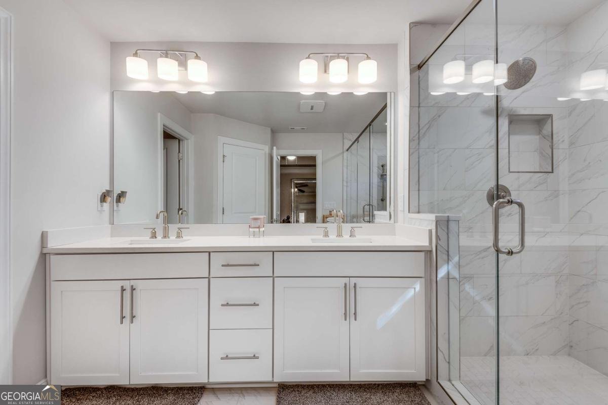 3179 Clairebrooke Avenue Atlanta - 23