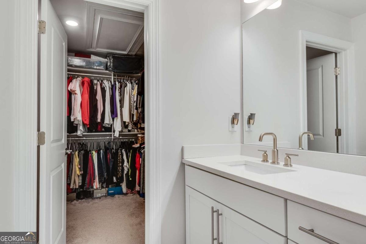 3179 Clairebrooke Avenue Atlanta - 24