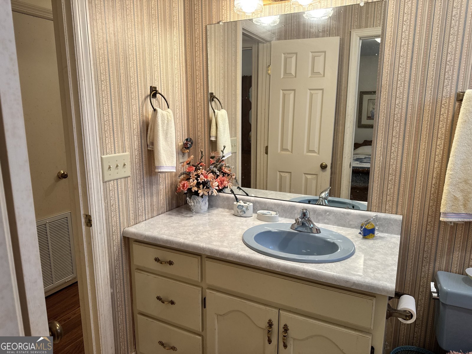 214 River North Circle Macon - 17