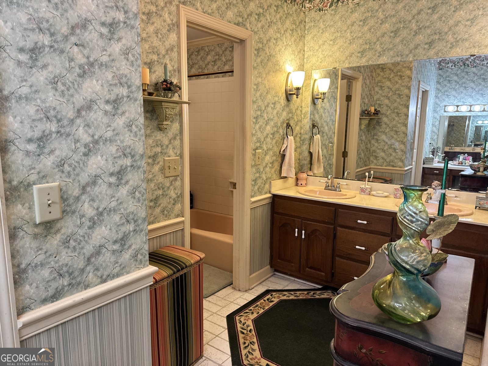 214 River North Circle Macon - 22