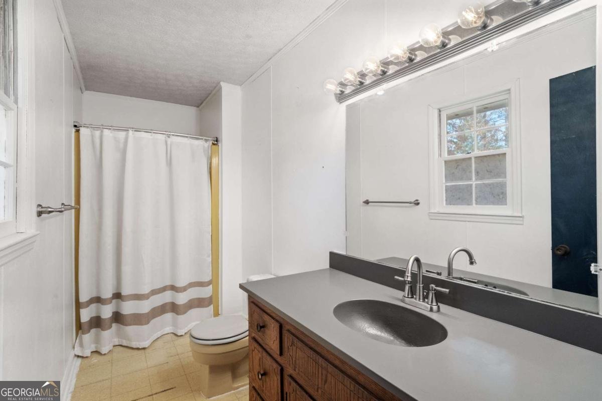 201 Crestmont Drive Calhoun - 23