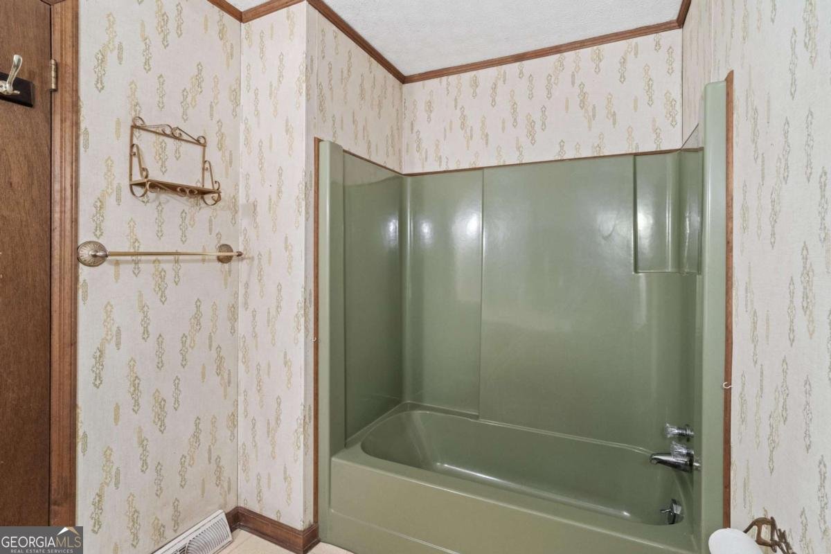 201 Crestmont Drive Calhoun - 27