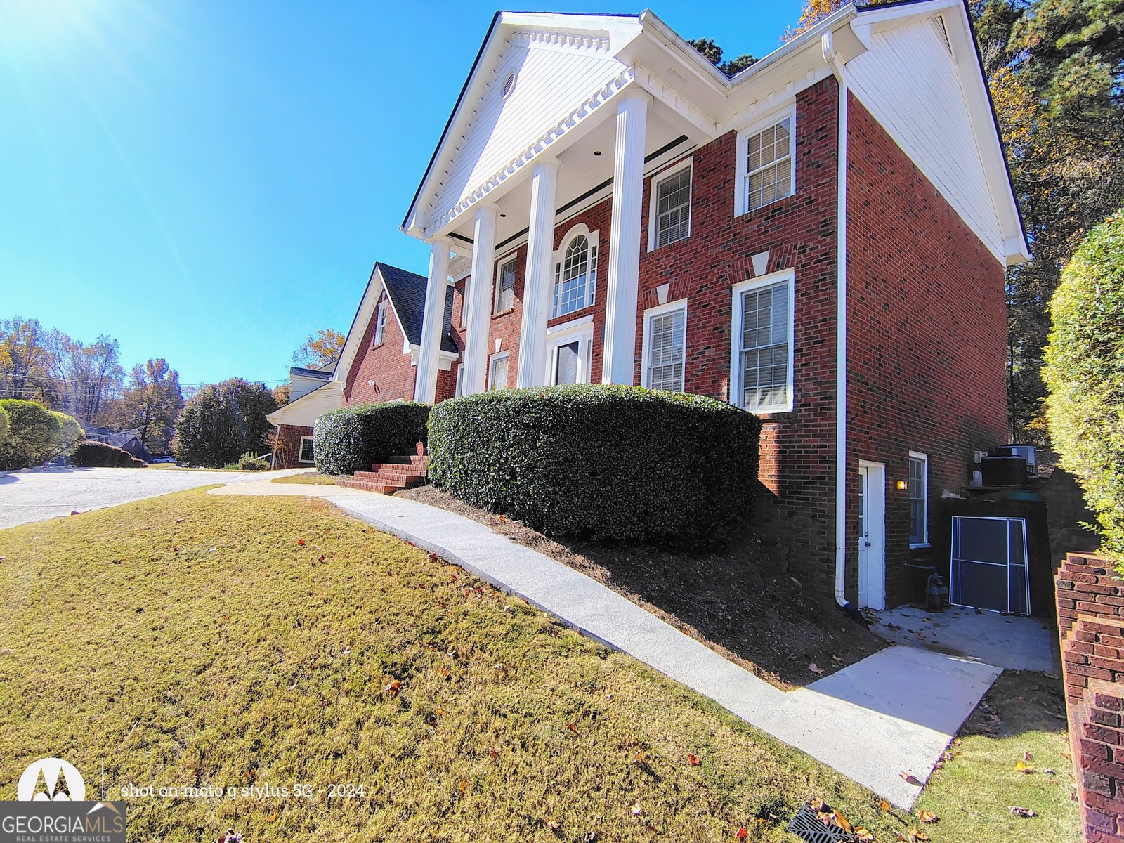 5121 Huntshire Lane Lilburn - 3