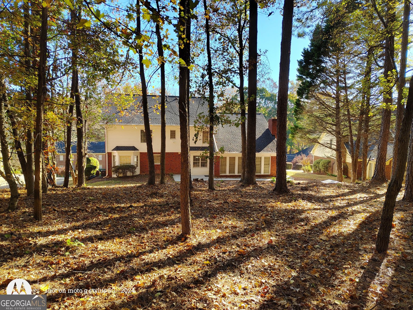 5121 Huntshire Lane Lilburn - 52