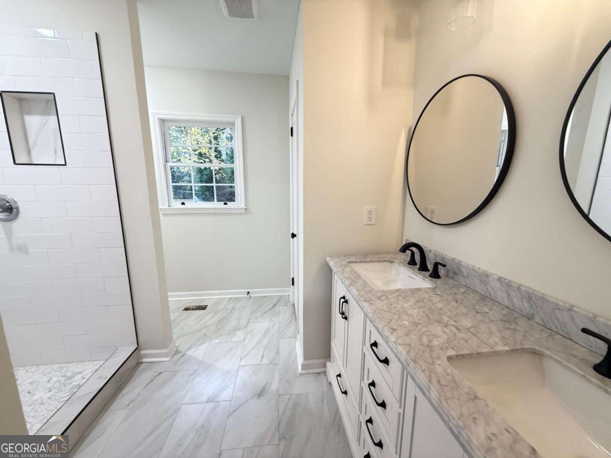 1847 Camellia Drive Decatur - 10