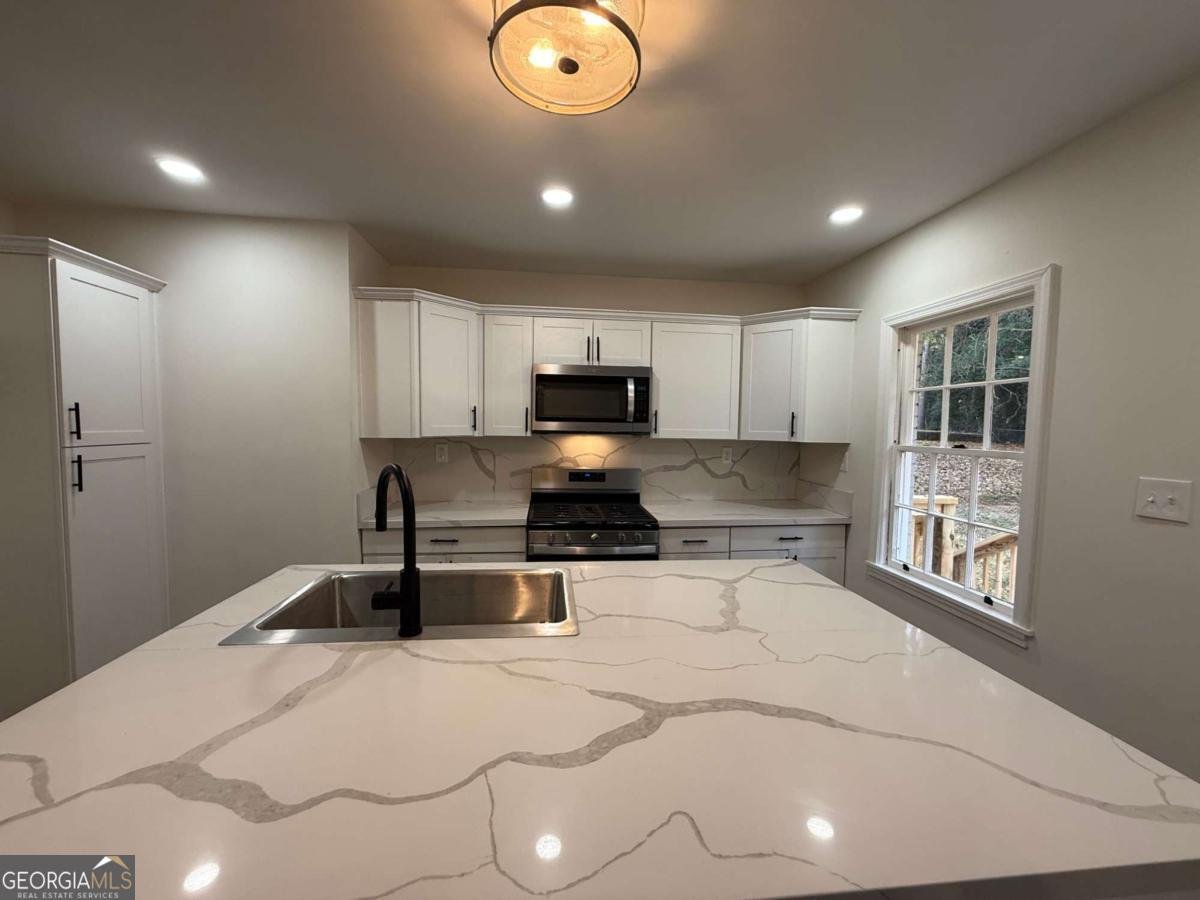 1847 Camellia Drive Decatur - 7