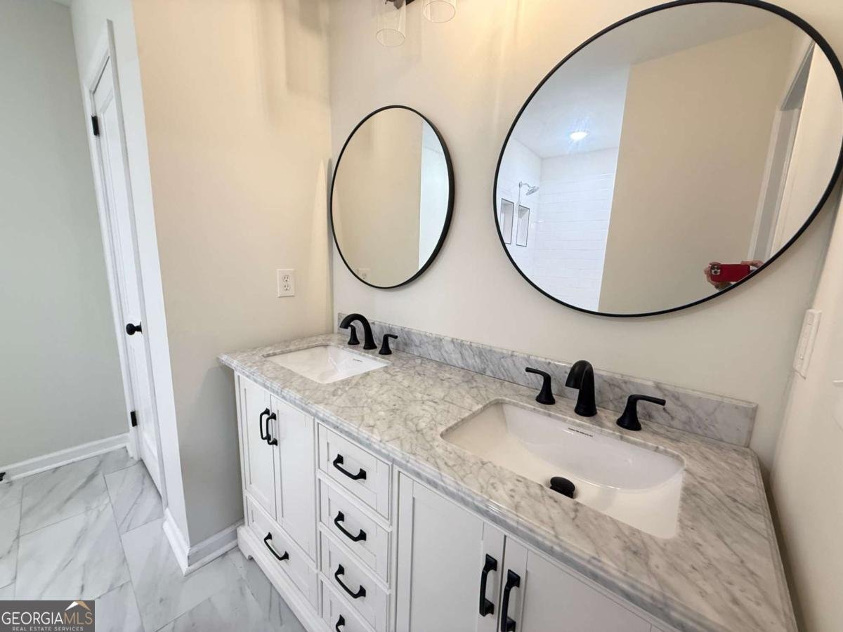 1847 Camellia Drive Decatur - 9