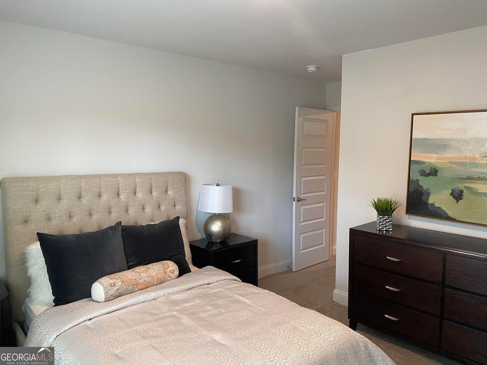 448 SOUTHERN OAKS Drive Macon - 13