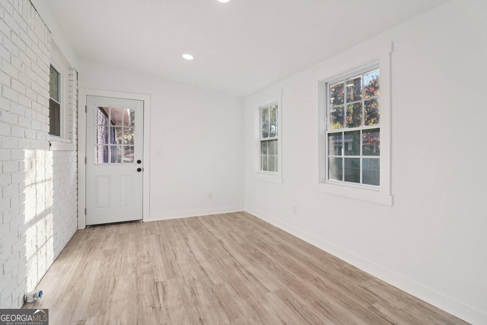 2110 Dobbins Drive Kennesaw - 34