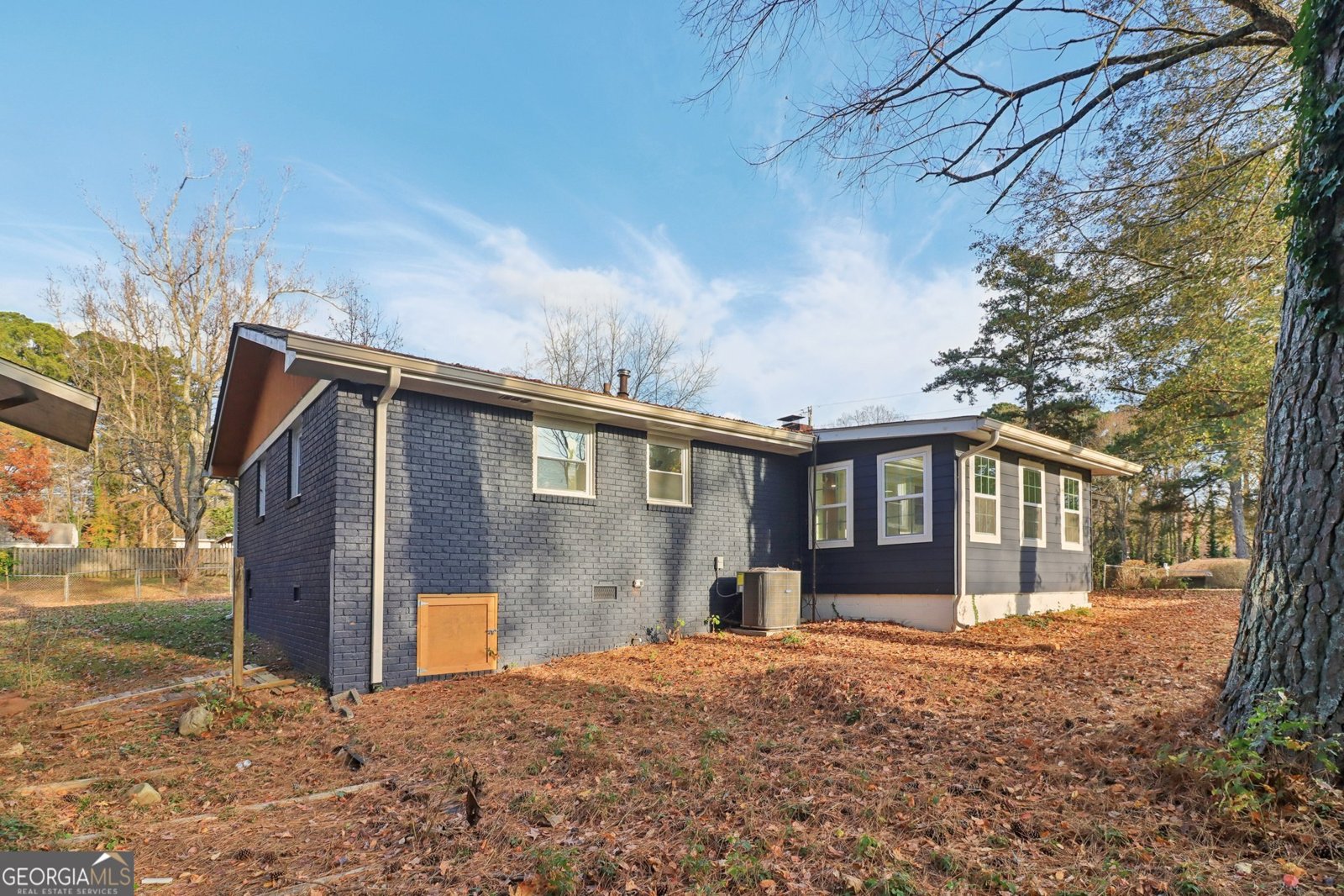 2110 Dobbins Drive Kennesaw - 45