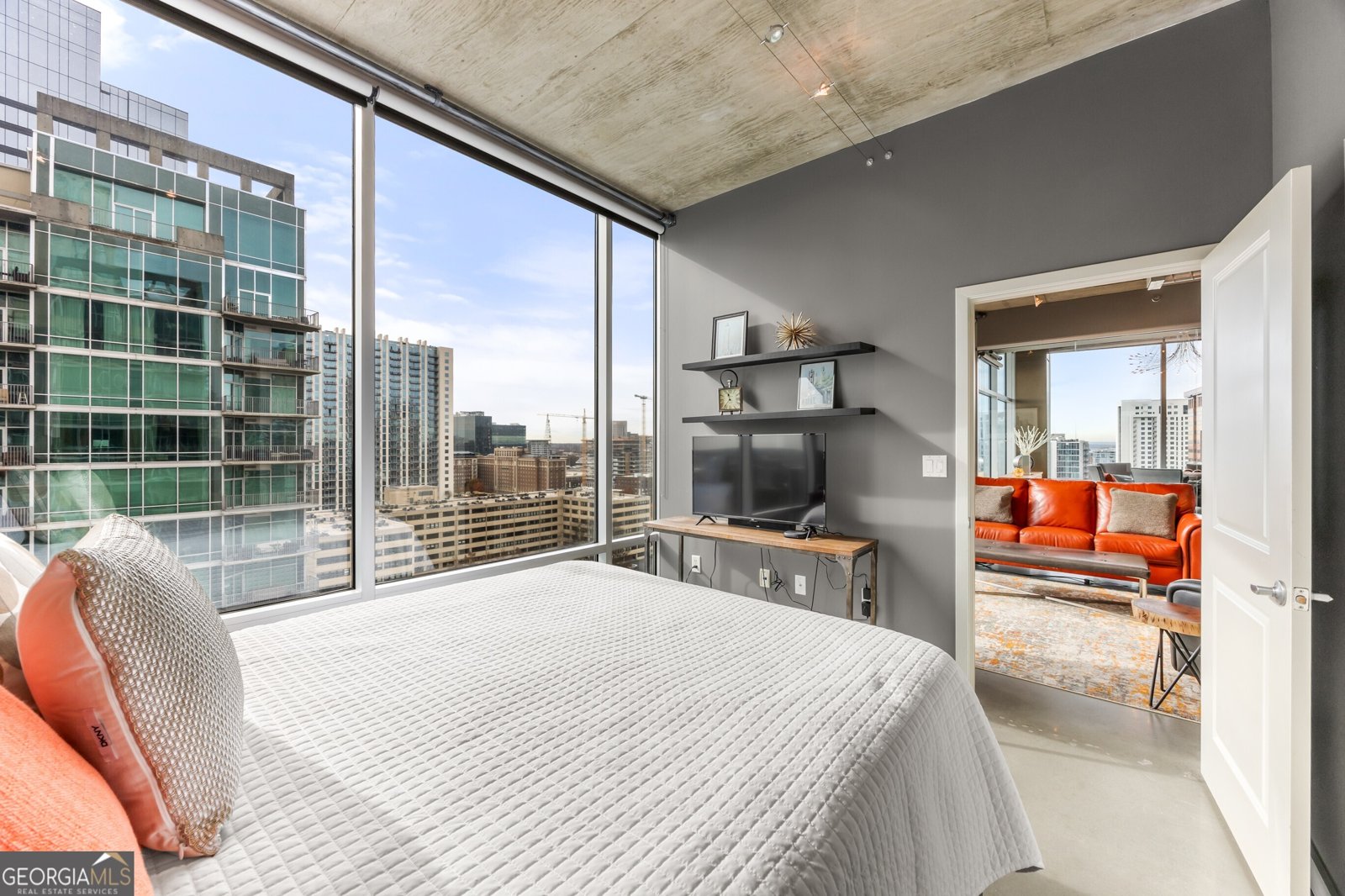 943 Peachtree Street Atlanta - 25