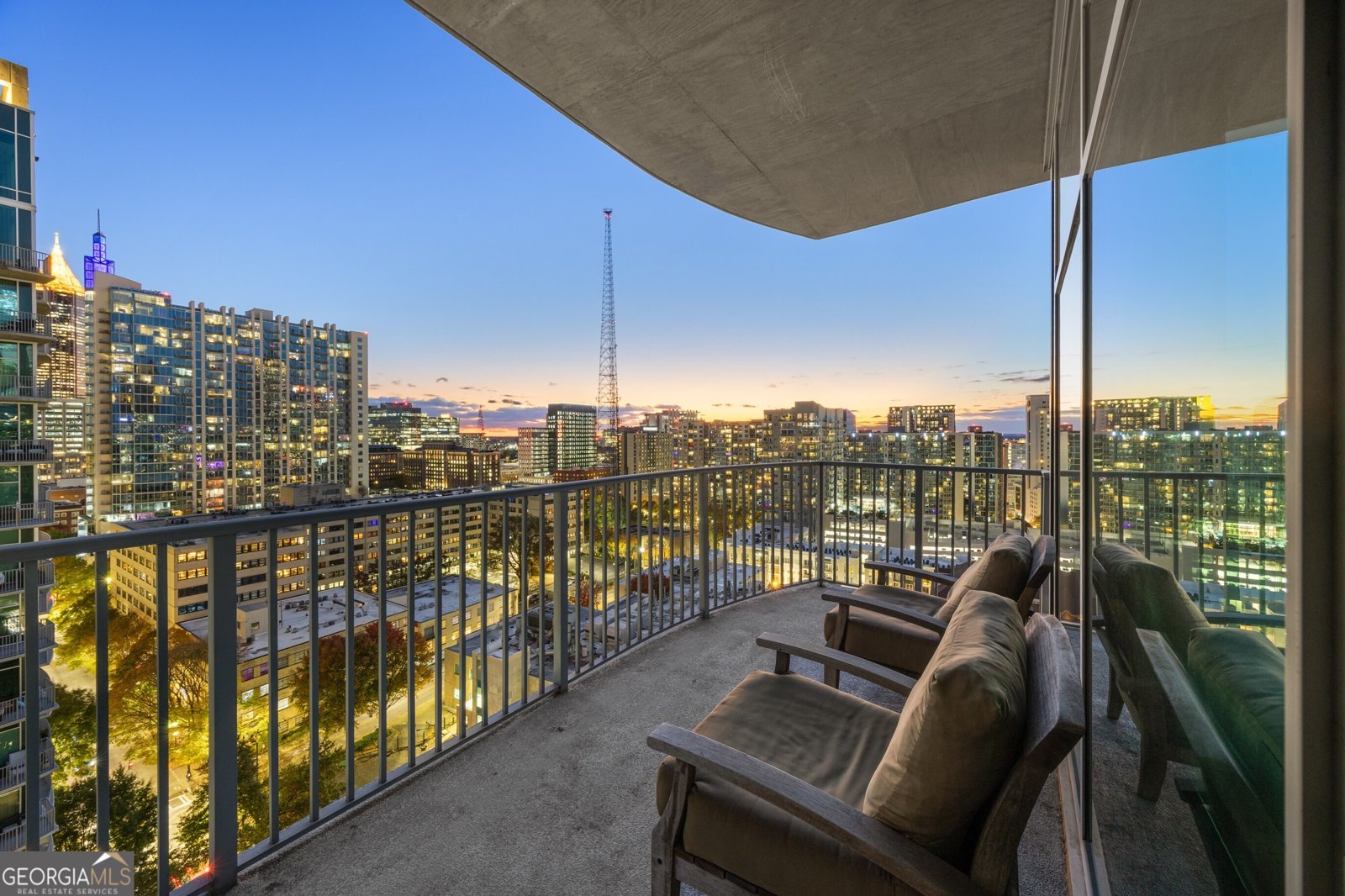 943 Peachtree Street Atlanta - 35