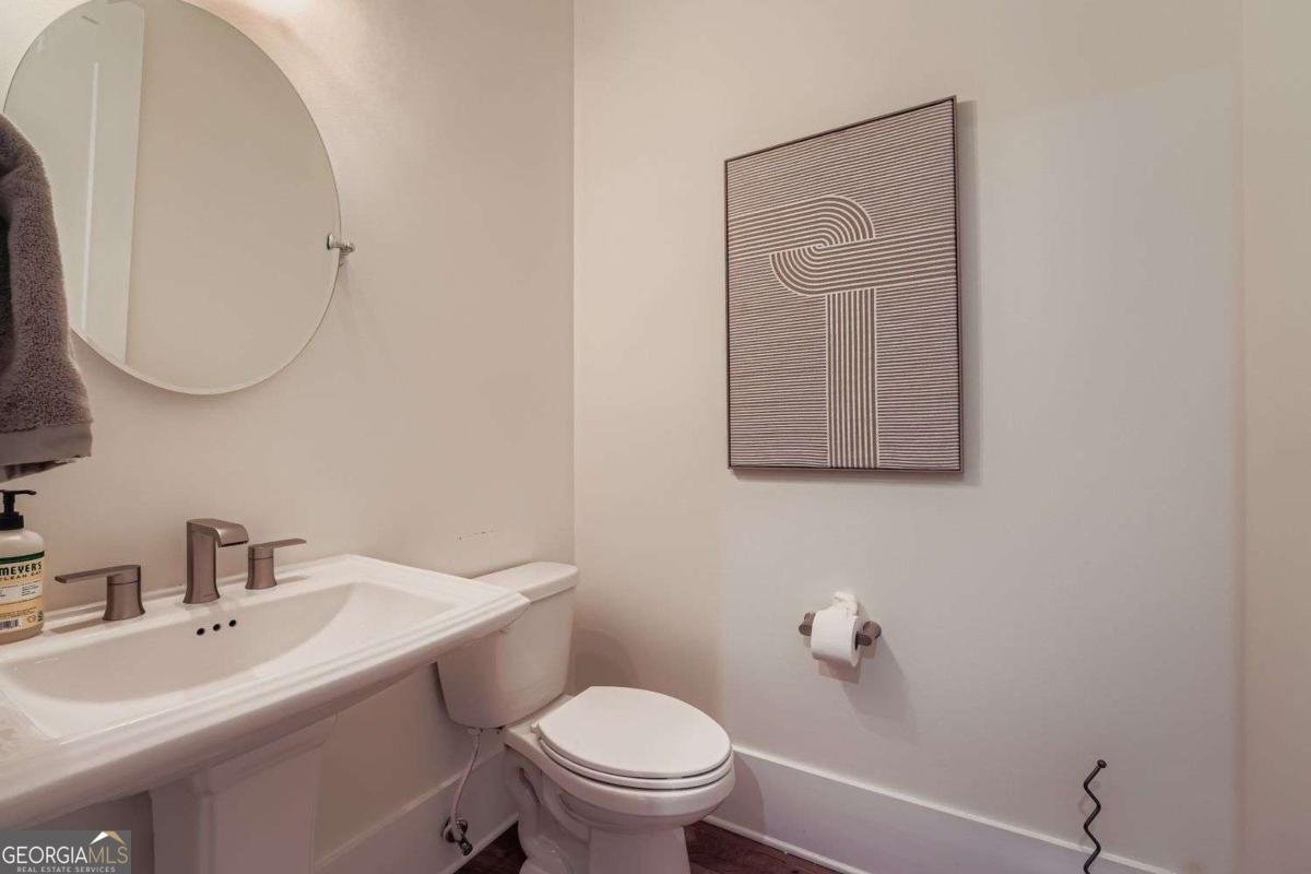 4535 Atley Woods Drive Atlanta - 4