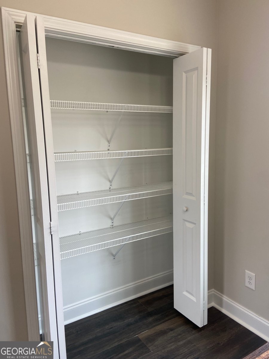 184 Haybrook Drive Cleveland - 16