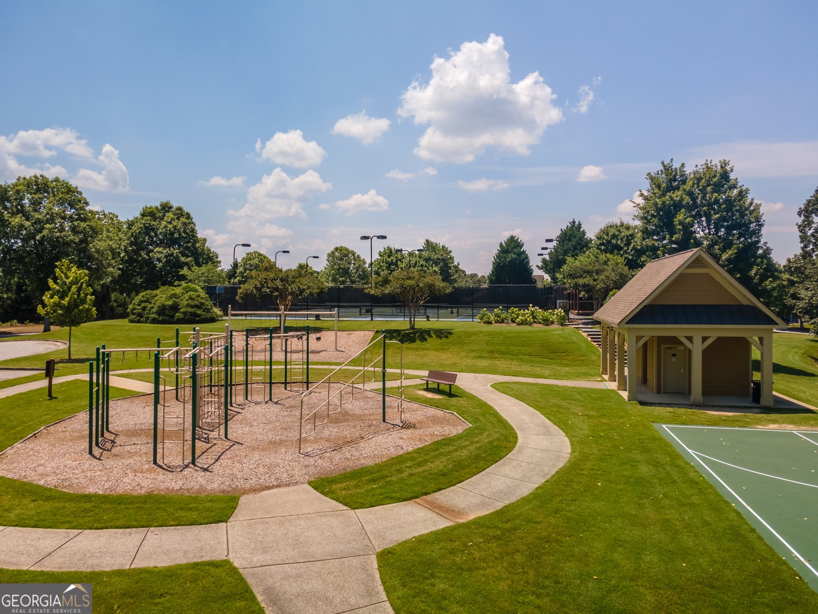 7525 Brookstone Circle Flowery Branch - 45