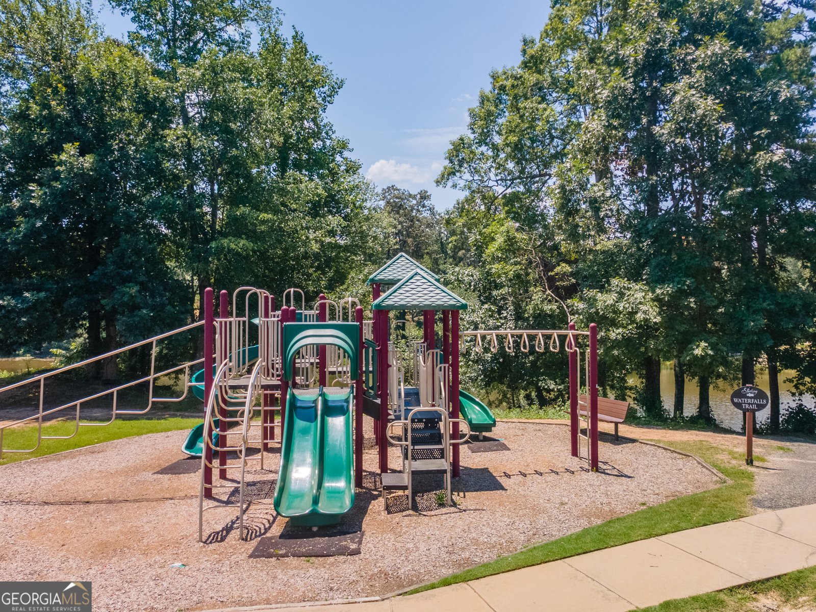 7525 Brookstone Circle Flowery Branch - 48