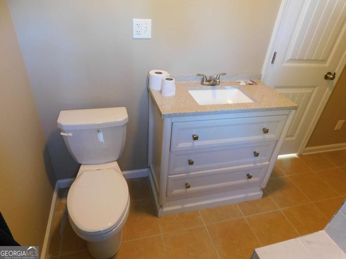 332 Newtown Road Calhoun - 17