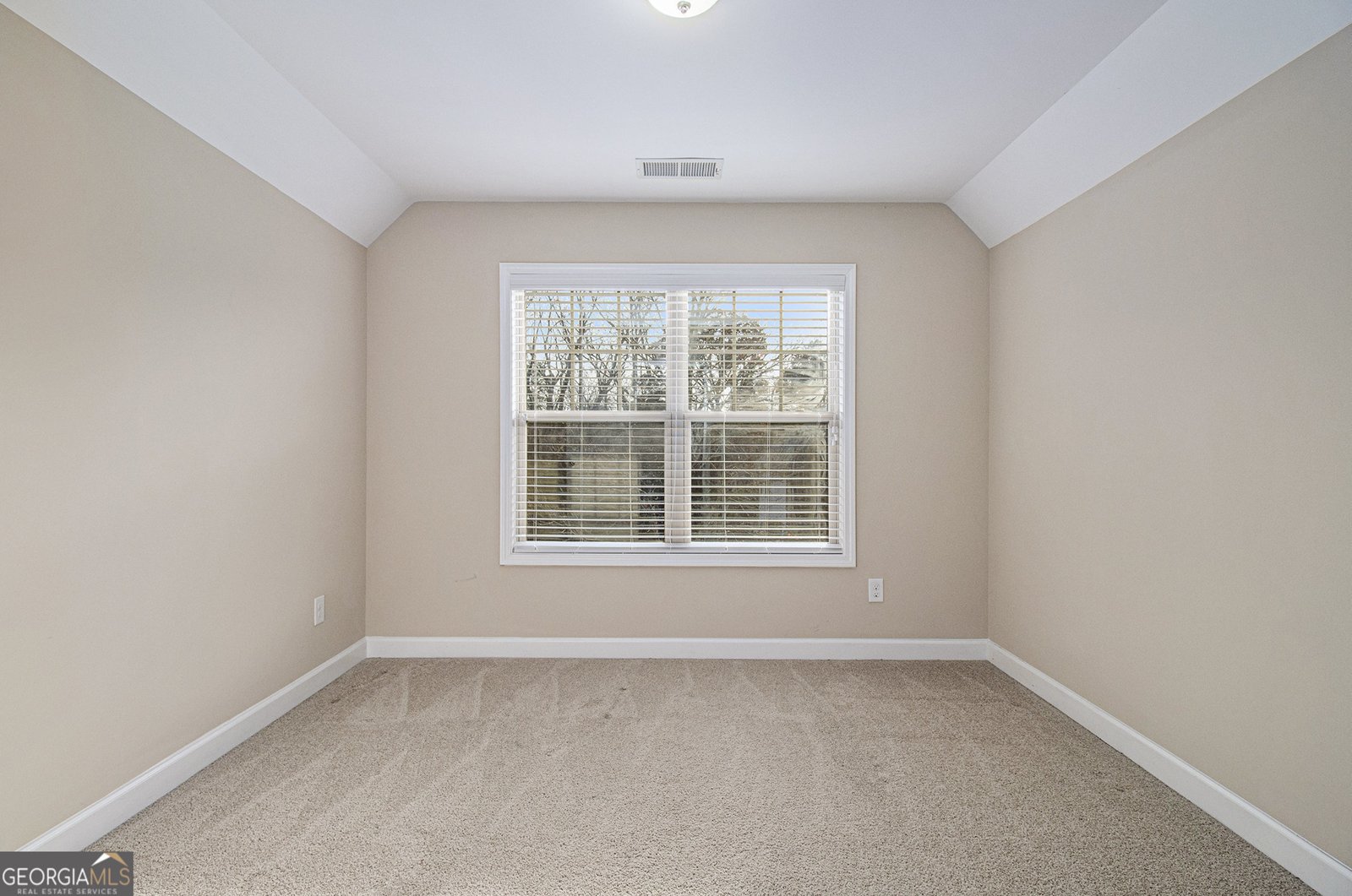 915 Elmsbrook Lane Alpharetta - 2