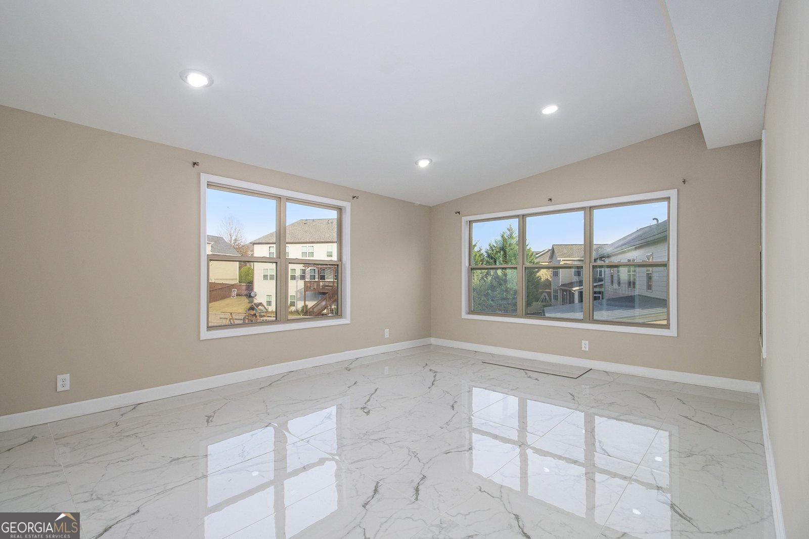 915 Elmsbrook Lane Alpharetta - 21