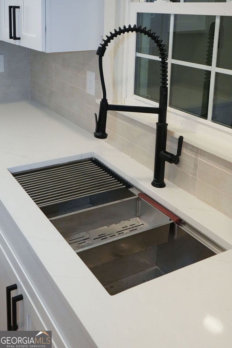 4747 Nelda Drive Austell - 8