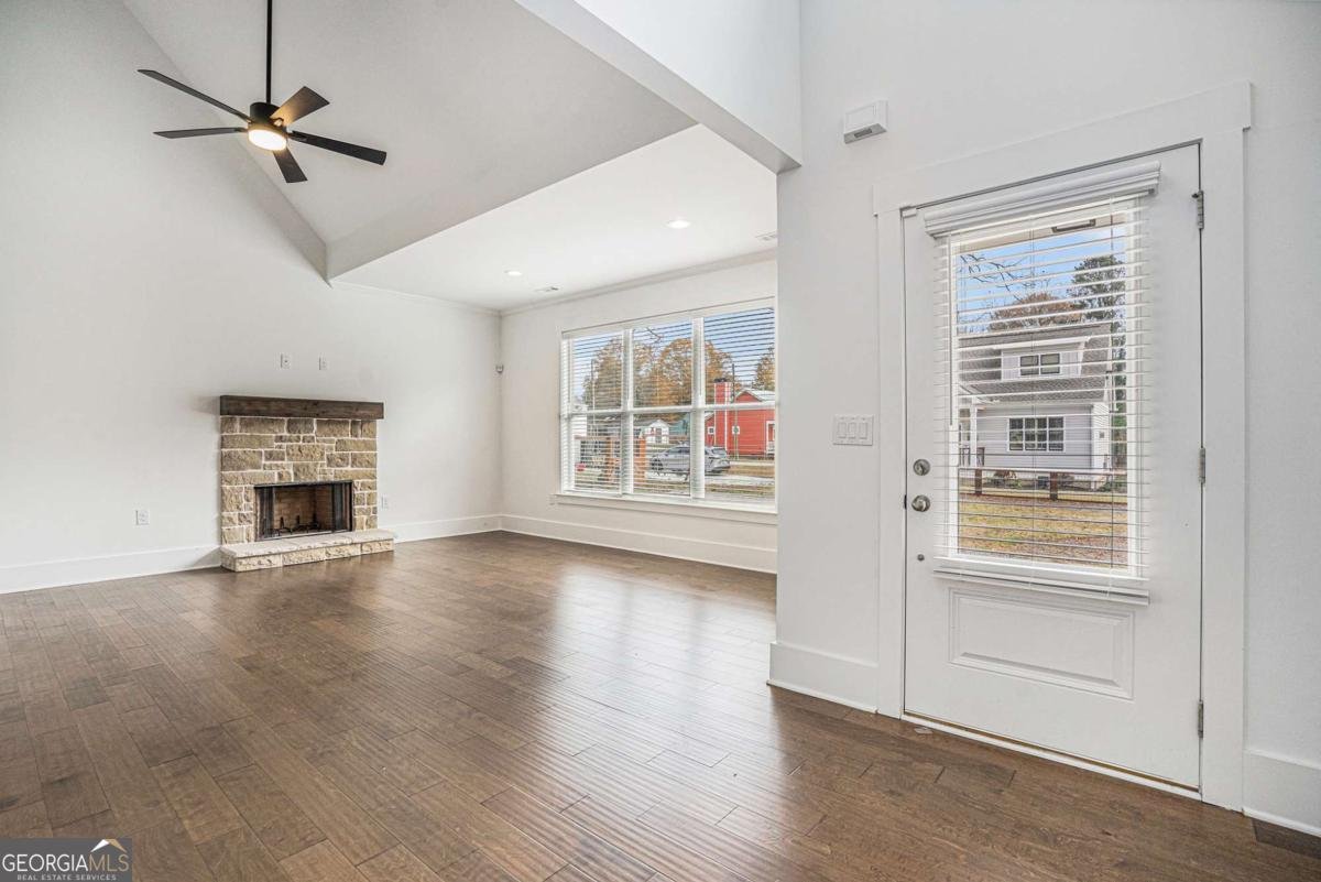 352 Davis Street Monroe - 10