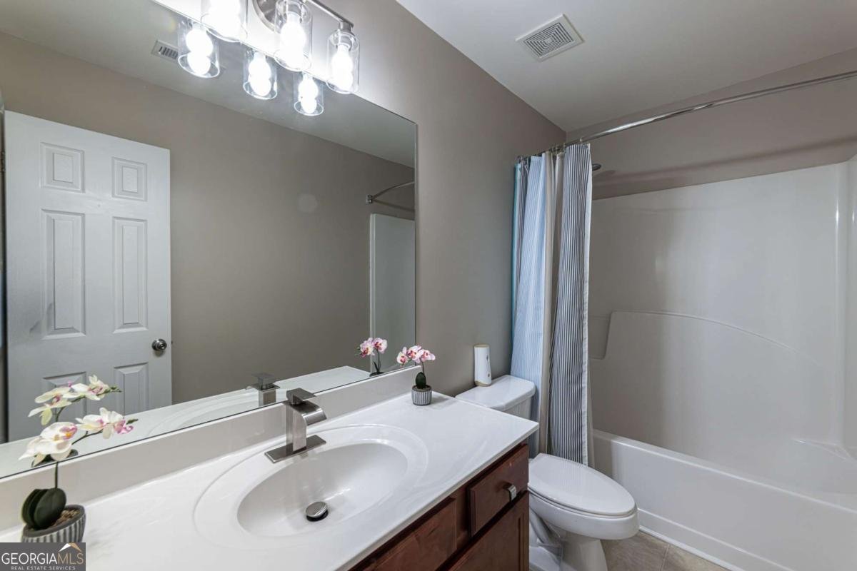 2002 Lakeshore Overlook Circle Kennesaw - 11