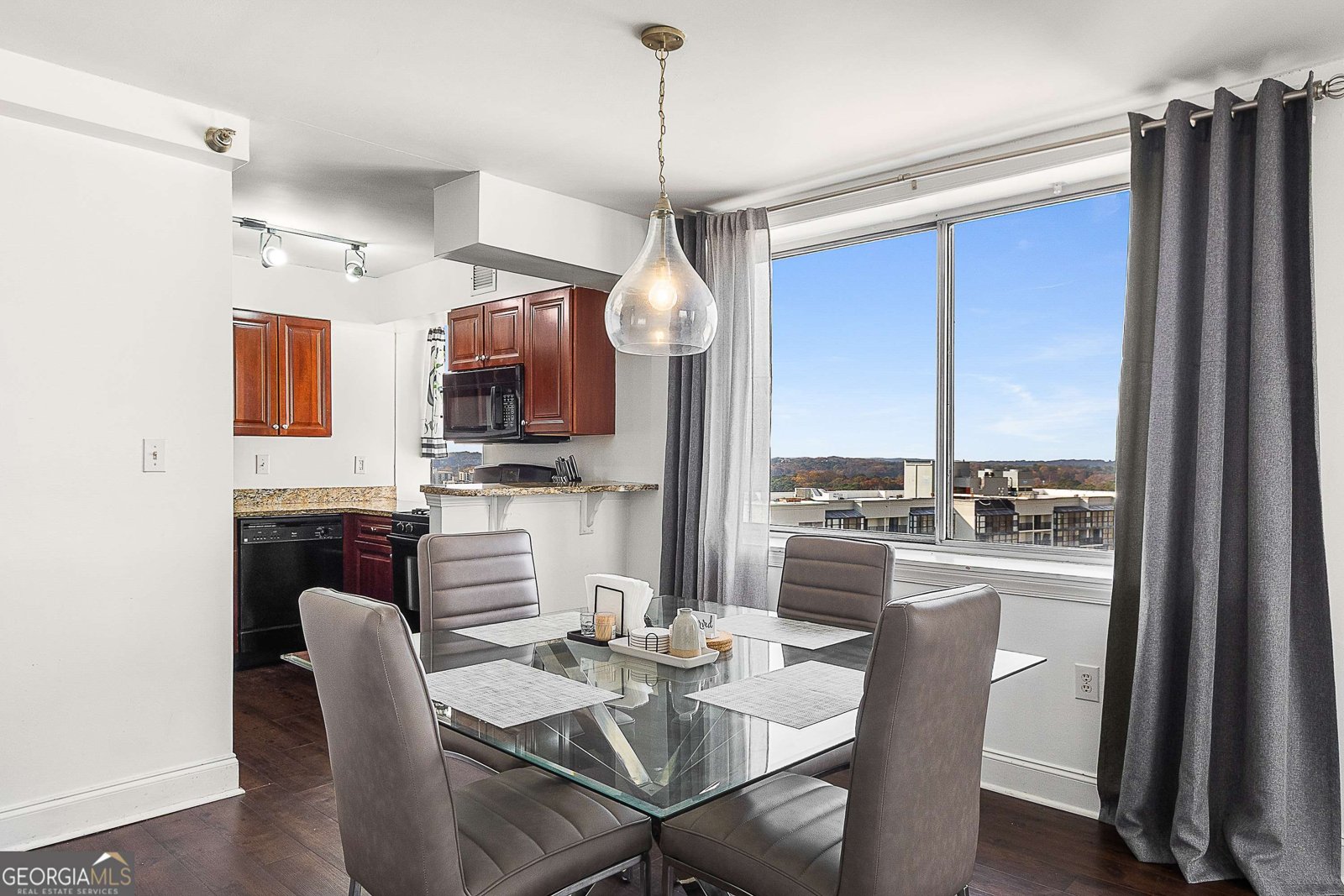 2479 Peachtree Road Atlanta - 19