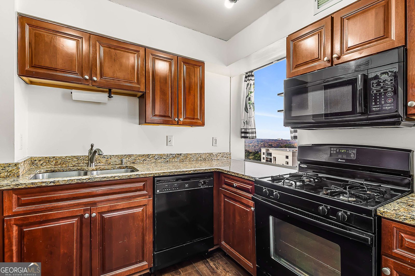 2479 Peachtree Road Atlanta - 22