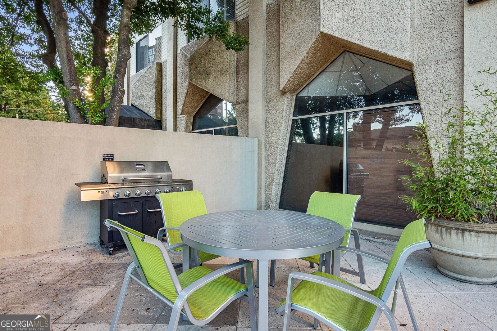 2479 Peachtree Road Atlanta - 55