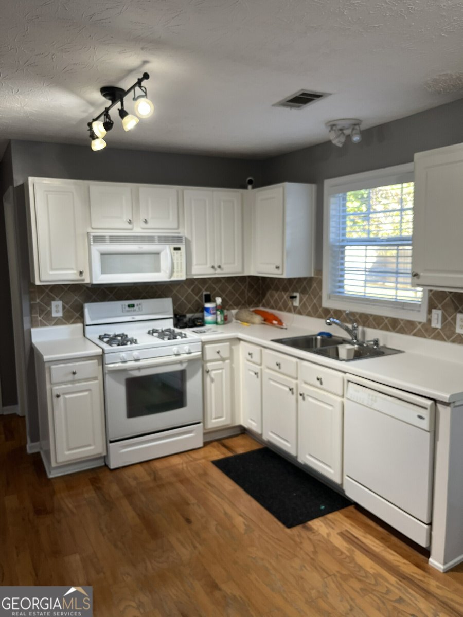 1105 Amhearst Oaks Drive Lawrenceville - 7