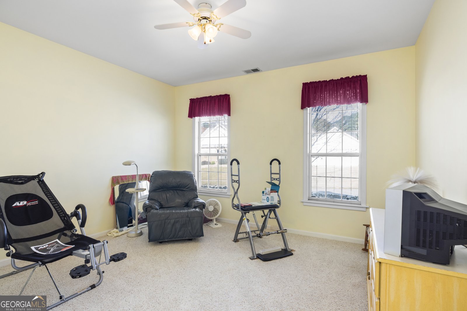 165 Woodgate Drive Fayetteville - 21