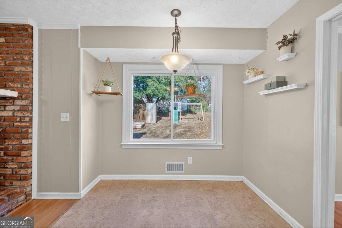 2577 Glen Circle Lawrenceville - 10