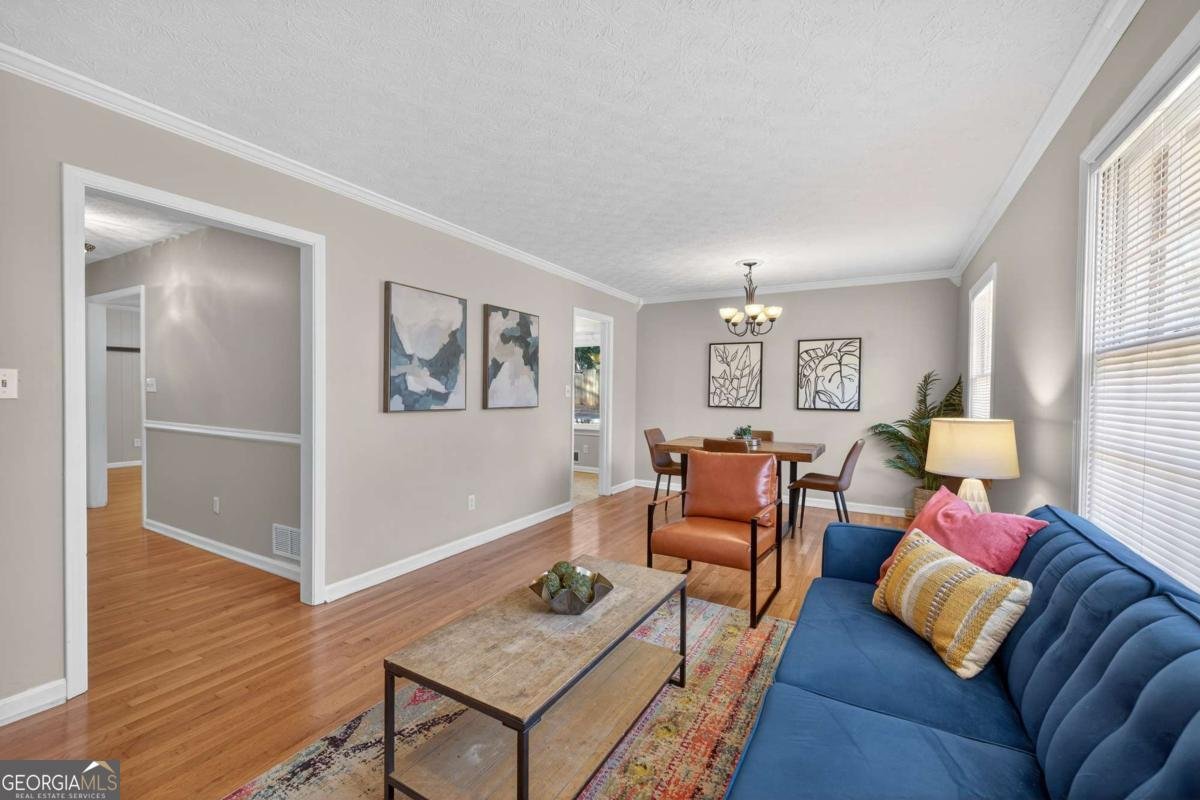 2577 Glen Circle Lawrenceville - 4