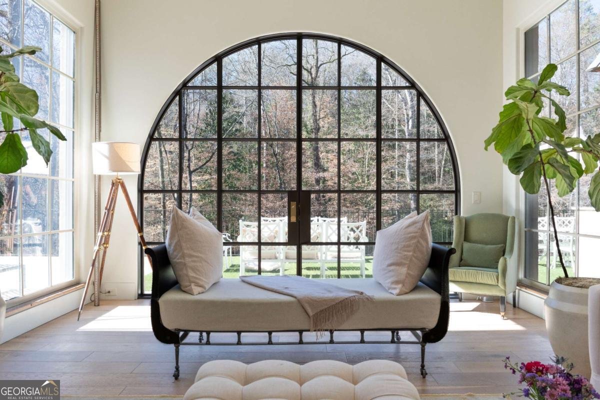 261 King Road Atlanta - 16