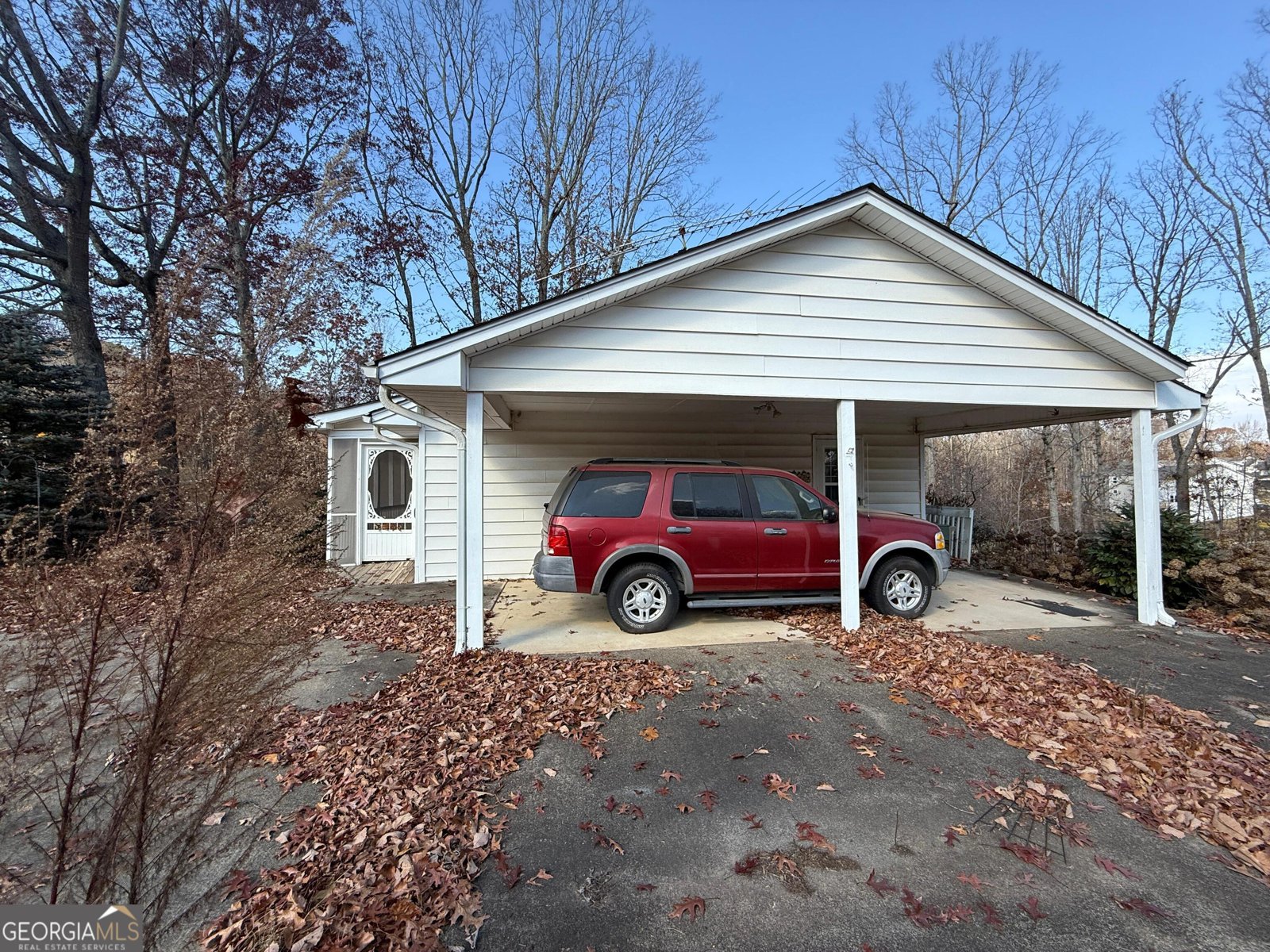 4003 Warren Road Flowery Branch - 1