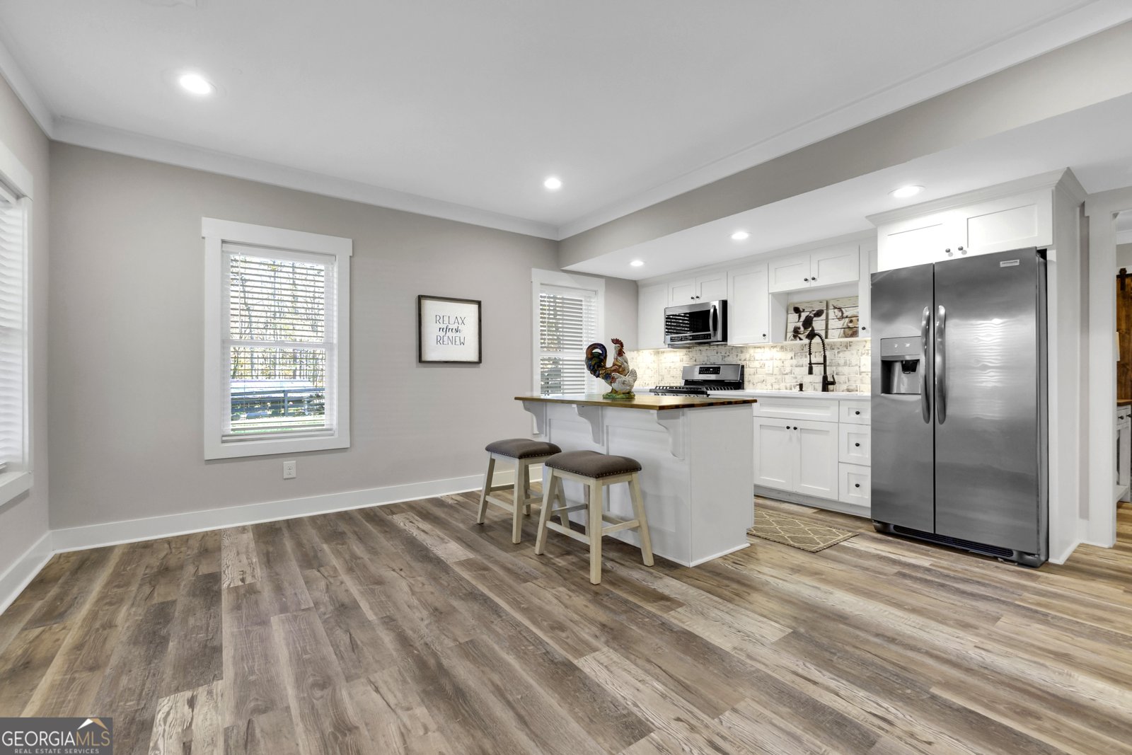 352 Woodmont Court Canton - 11