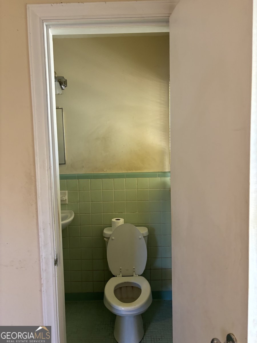 3265 Spreading Oak Drive Atlanta - 20