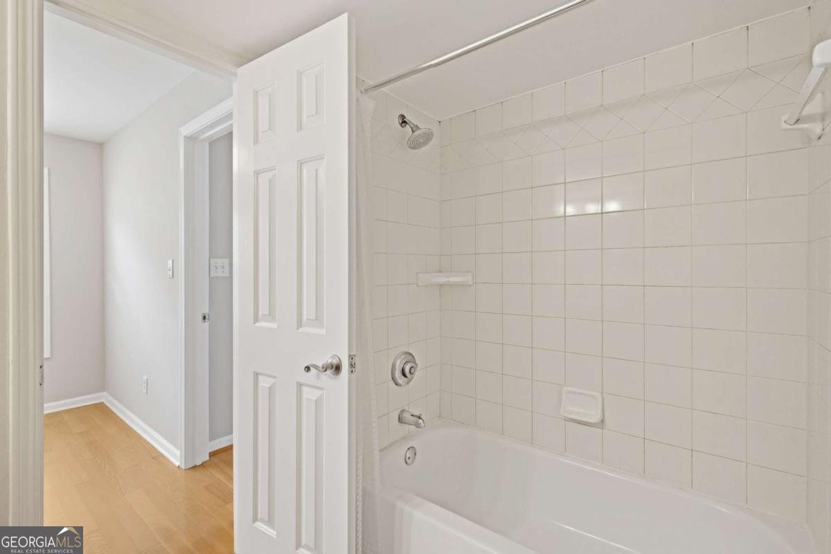 4248 River Green Drive Atlanta - 19