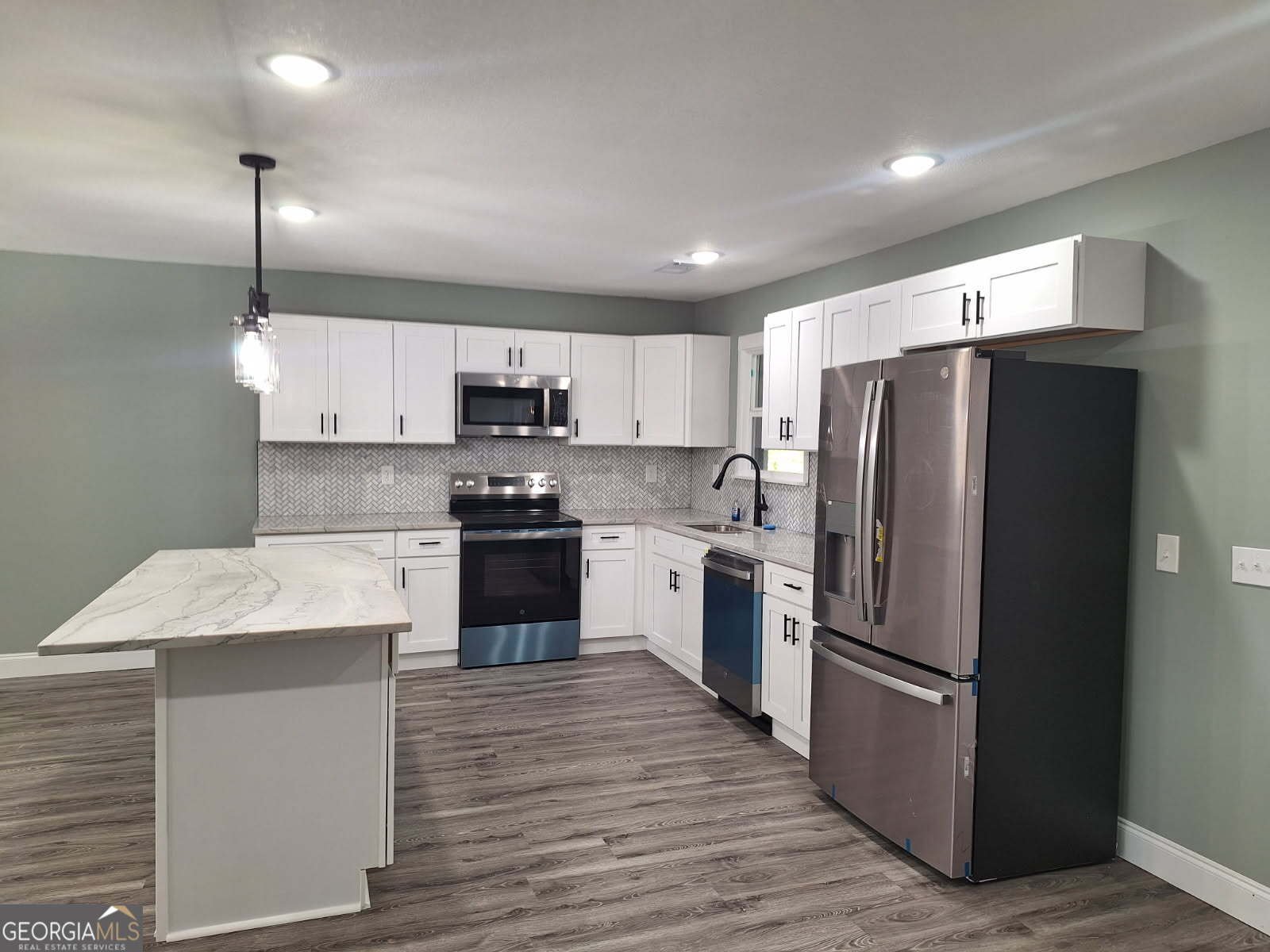 184 Lee Road 374 Valley - 10