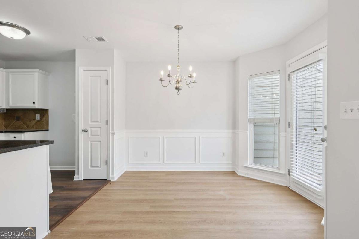 442 Colonial Walk Woodstock - 13