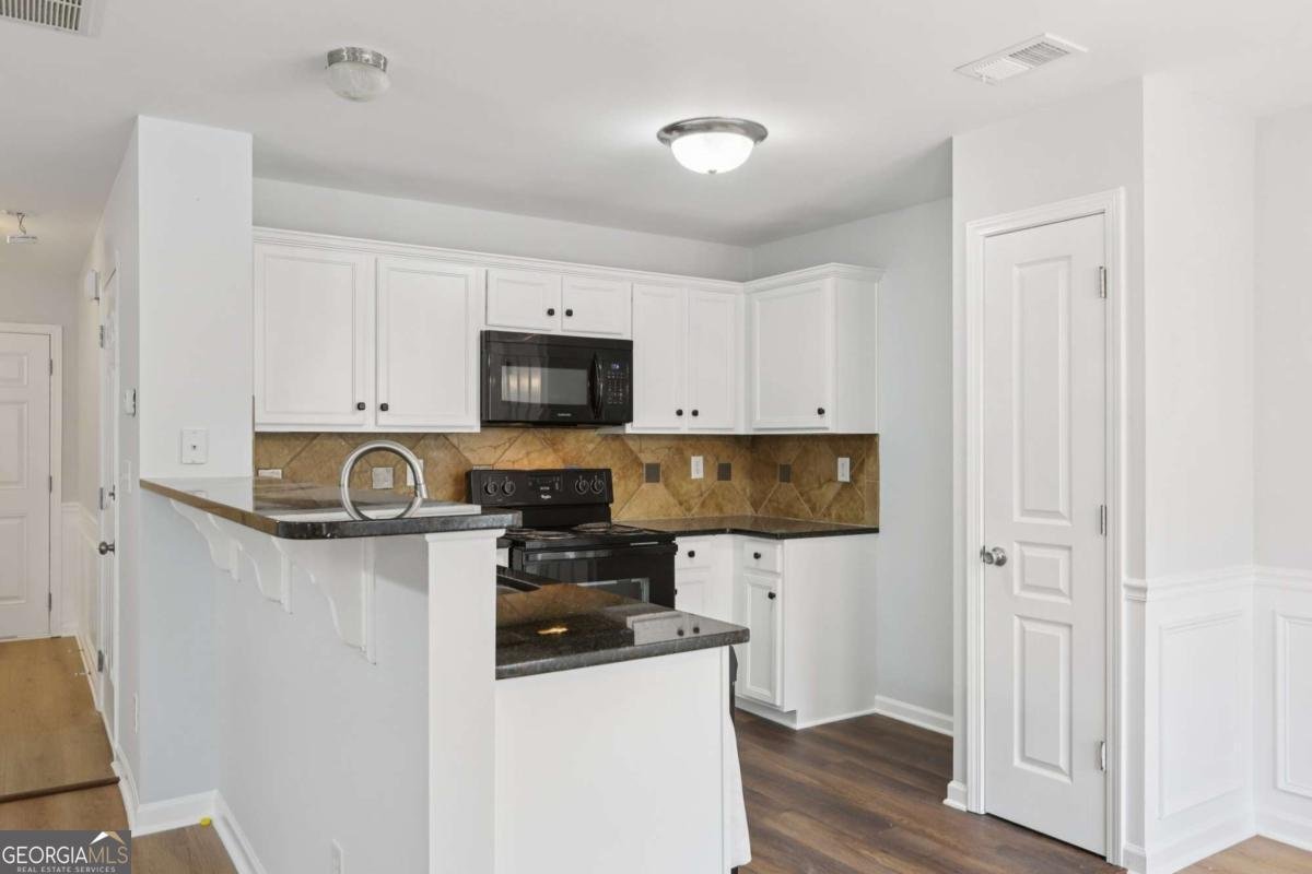 442 Colonial Walk Woodstock - 19