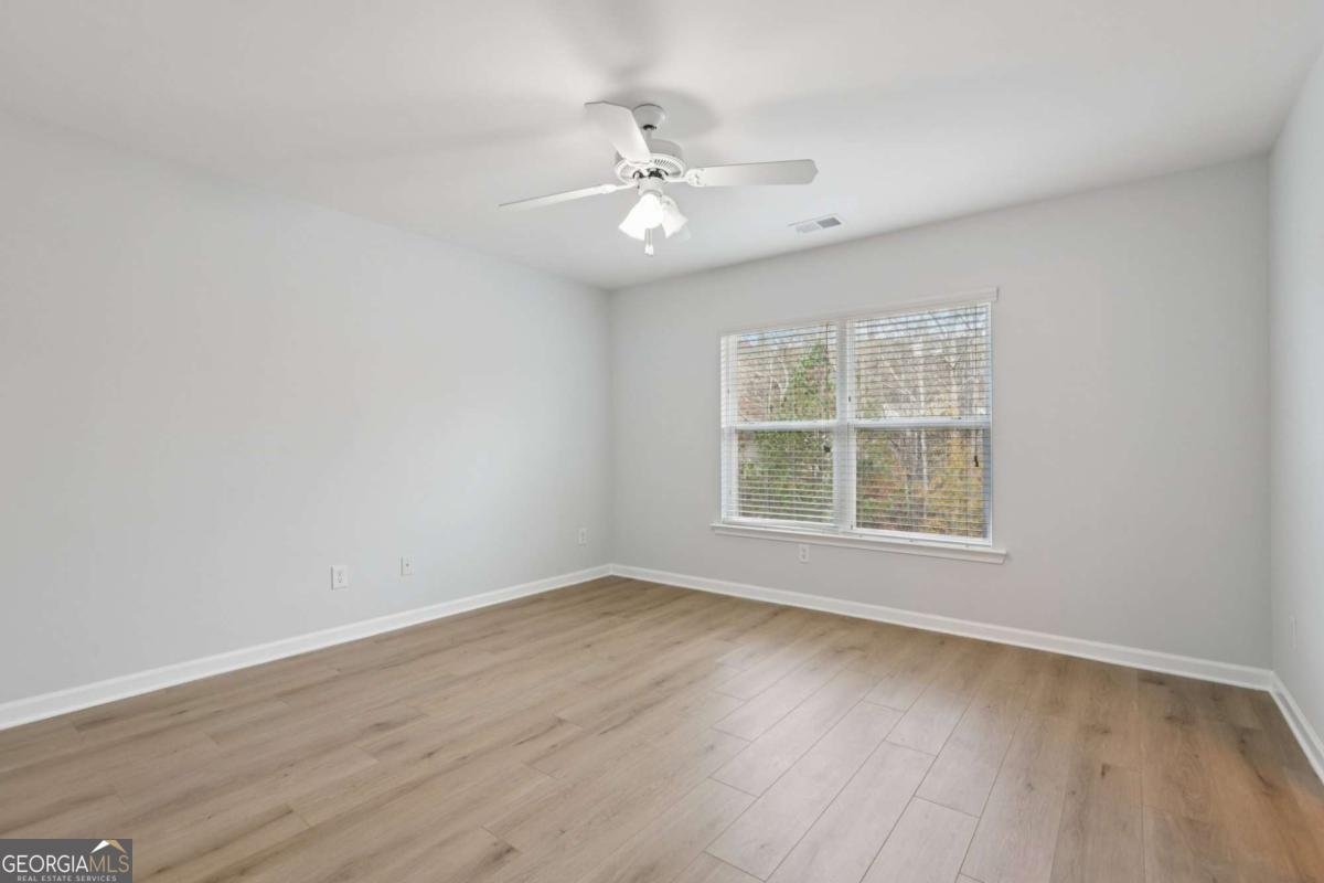 442 Colonial Walk Woodstock - 22