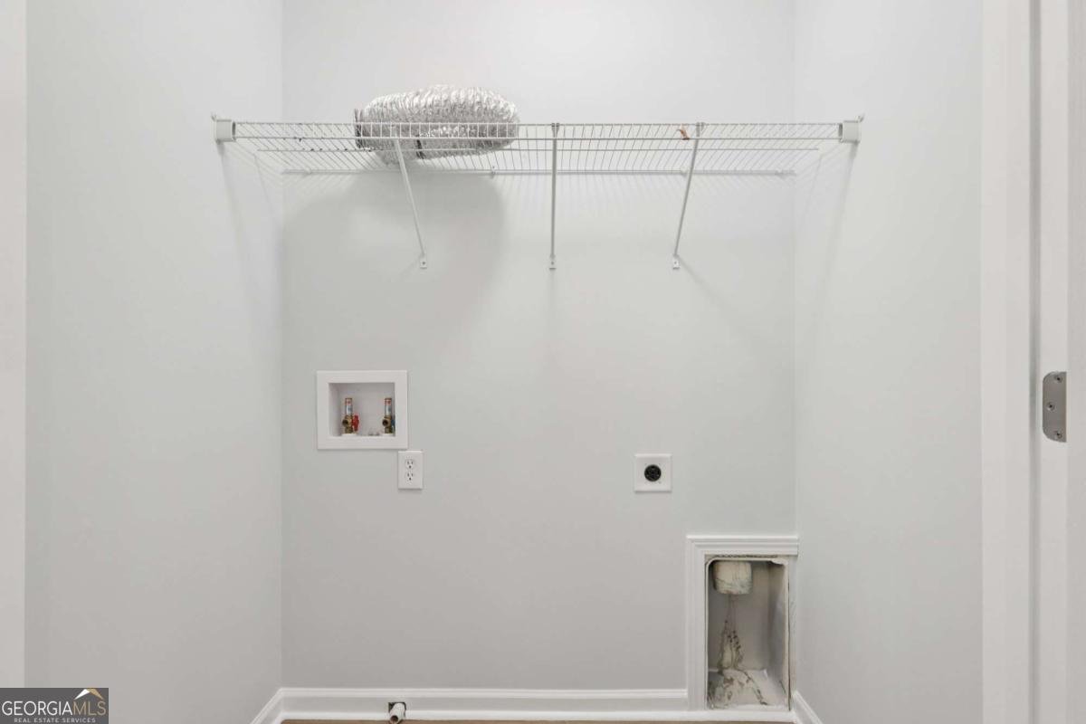 442 Colonial Walk Woodstock - 34