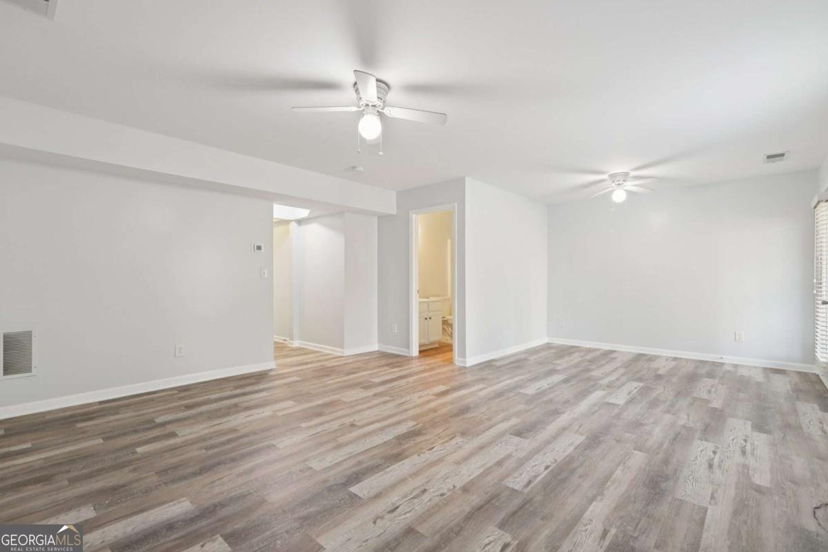 442 Colonial Walk Woodstock - 37