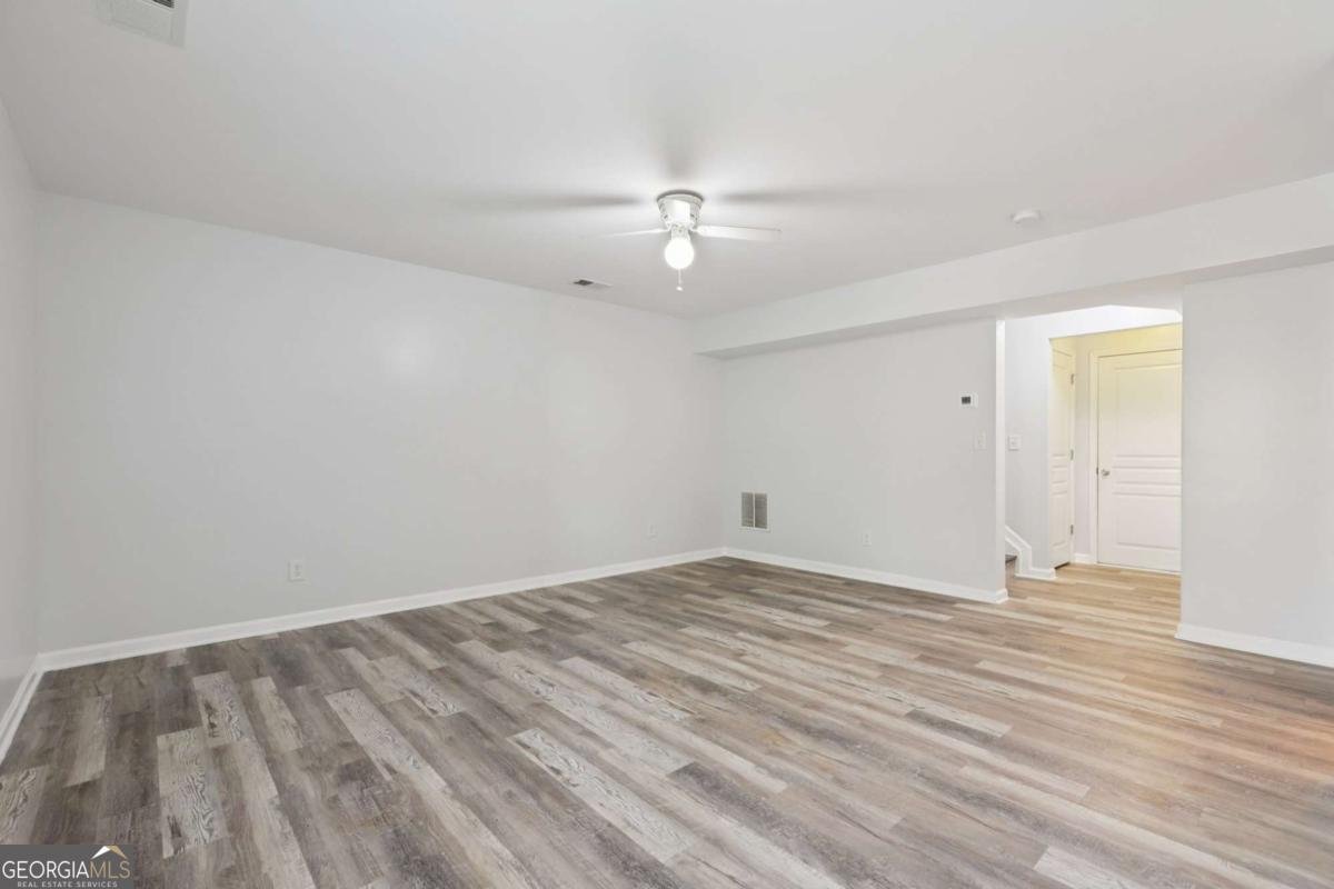 442 Colonial Walk Woodstock - 38