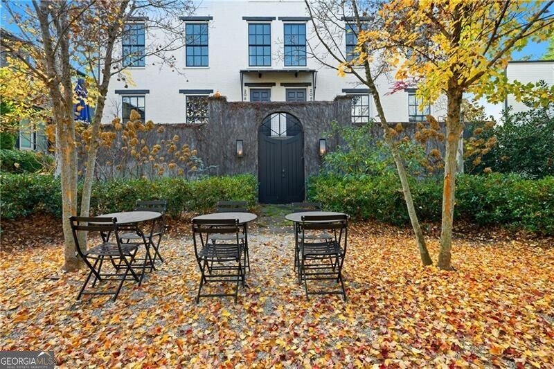 2061 Telfair Circle Atlanta - 1