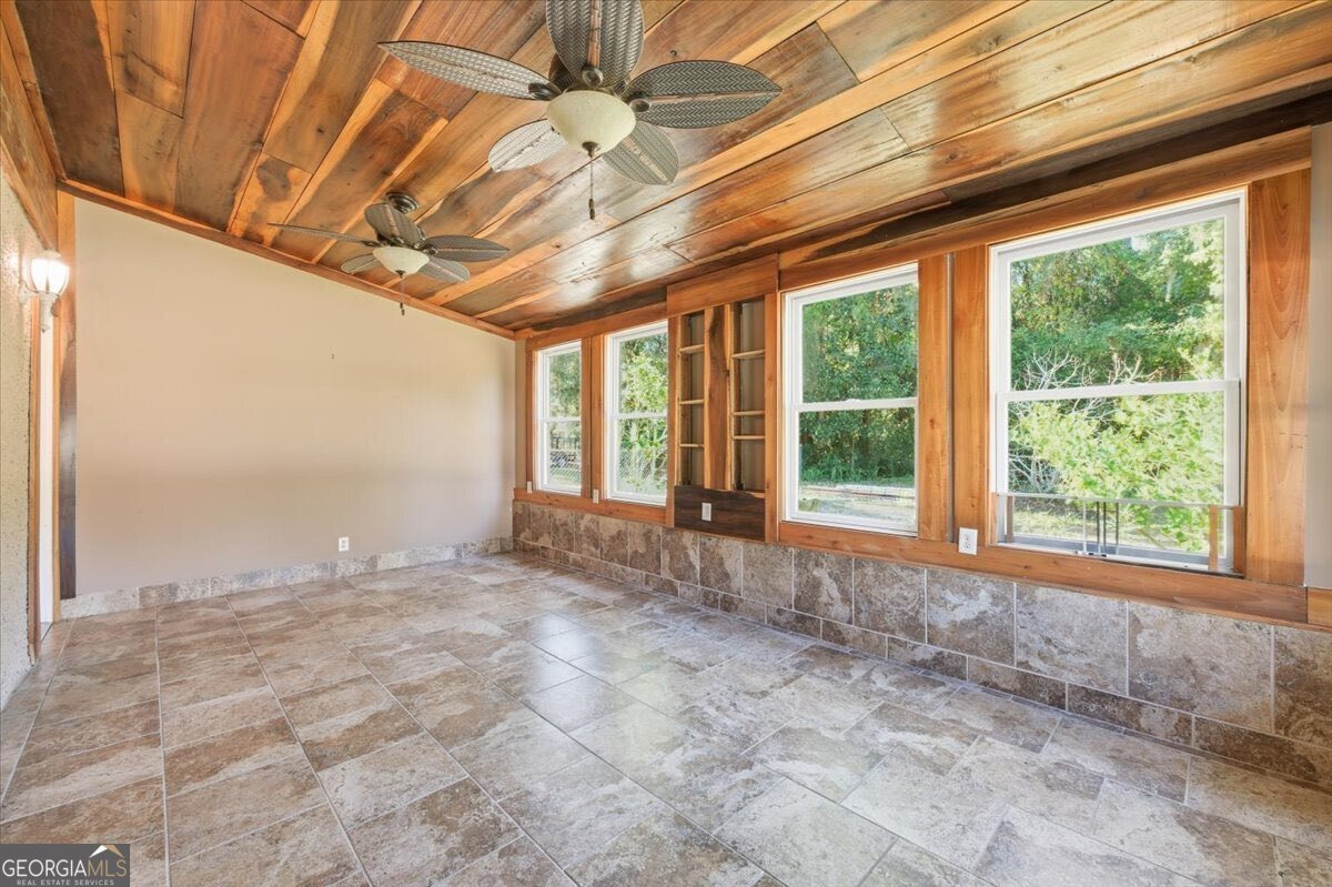 230 Yacht Road Brunswick - 33