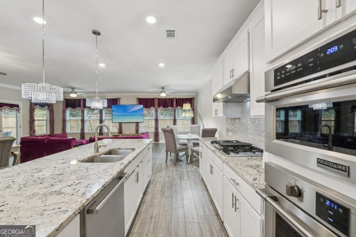 567 Barlow Place Grayson - 11