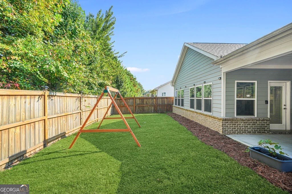 567 Barlow Place Grayson - 3